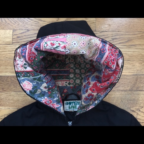 Vintage Quilted Pattern Jacket with Hood + Belt - Picture 6 of 8